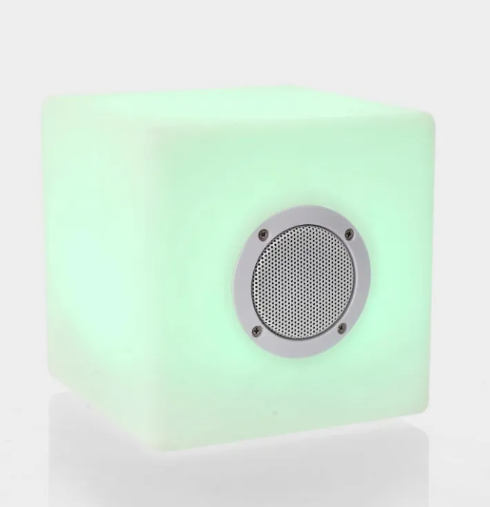 Bizzotto Illuminazione>LAMPADA LED SPEAKER IN PLASTICA 20X20 - CUBO