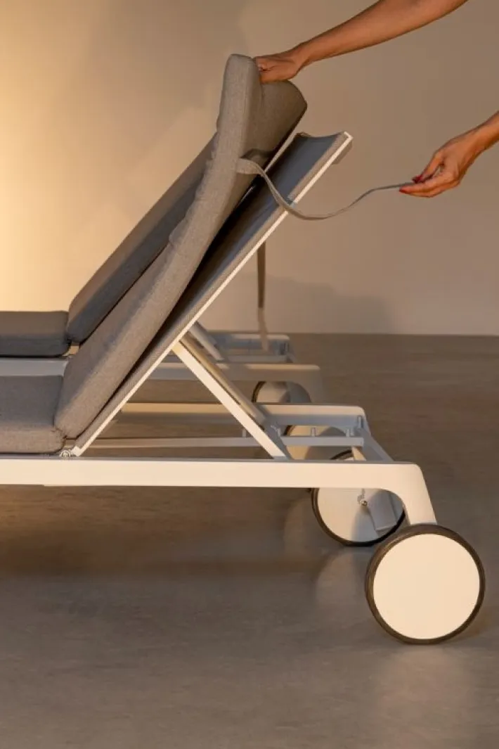 Bizzotto Lettini, Sdraio E Chaise Longue>LETTINO IN ALLUMINIO CON RUOTE BIANCO WG20 - JALISCO