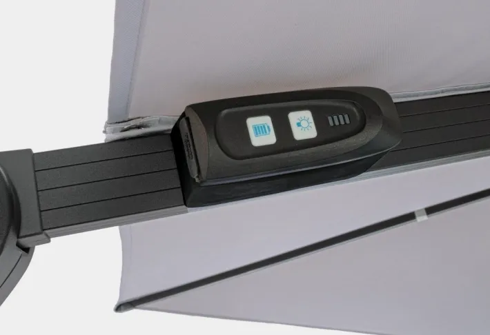 Bizzotto Ombrelloni>OMBRELLONE BRACCIO CON LED IN ALLUMINIO 3X3 ANTRACITE - INES
