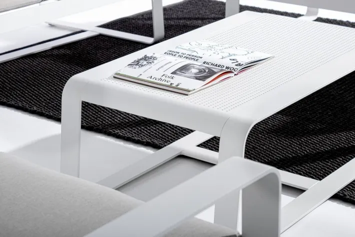 Bizzotto Tavolini>TAVOLINO IN ALLUMINIO BIANCO YK11 - MERRIGAN