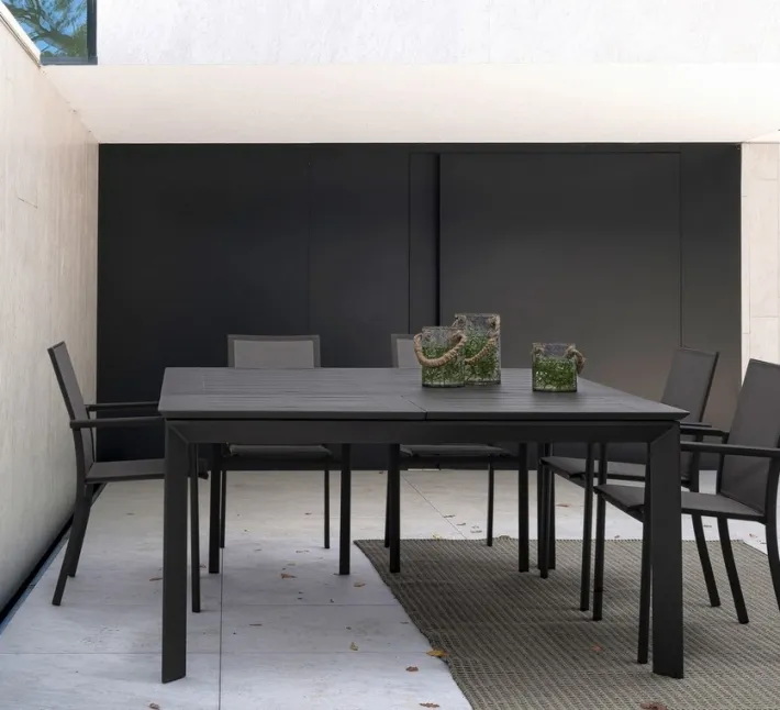 Bizzotto Tavoli>TAVOLO IN ALLUMINIO 110/160X160 ANTRACITE CX23 - KONNOR